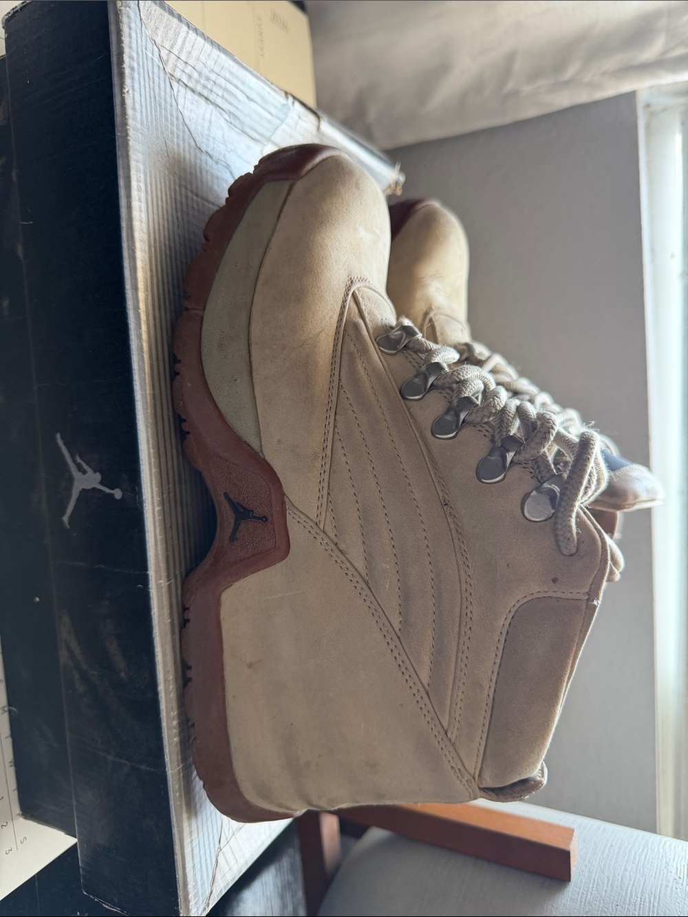 2002 Jordan Men's Tan Suede Hiking Boot with Brown Outsole